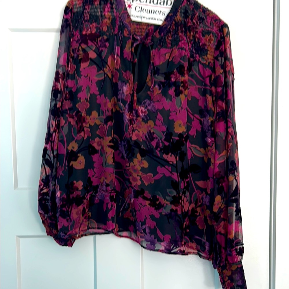 Evereve Floral Women's Top - Black, purple velvet floral, magenta floral.